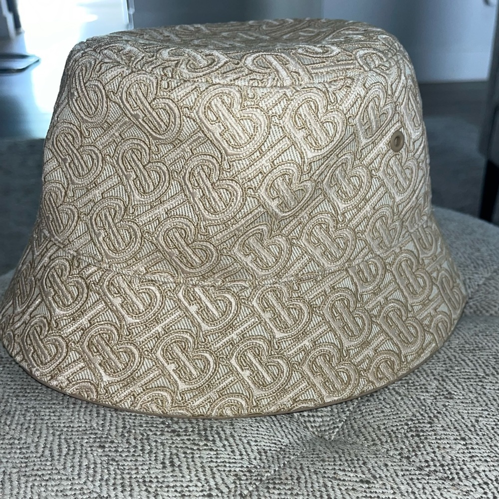 Burberry Beige Logo Pattern Bucket Hat